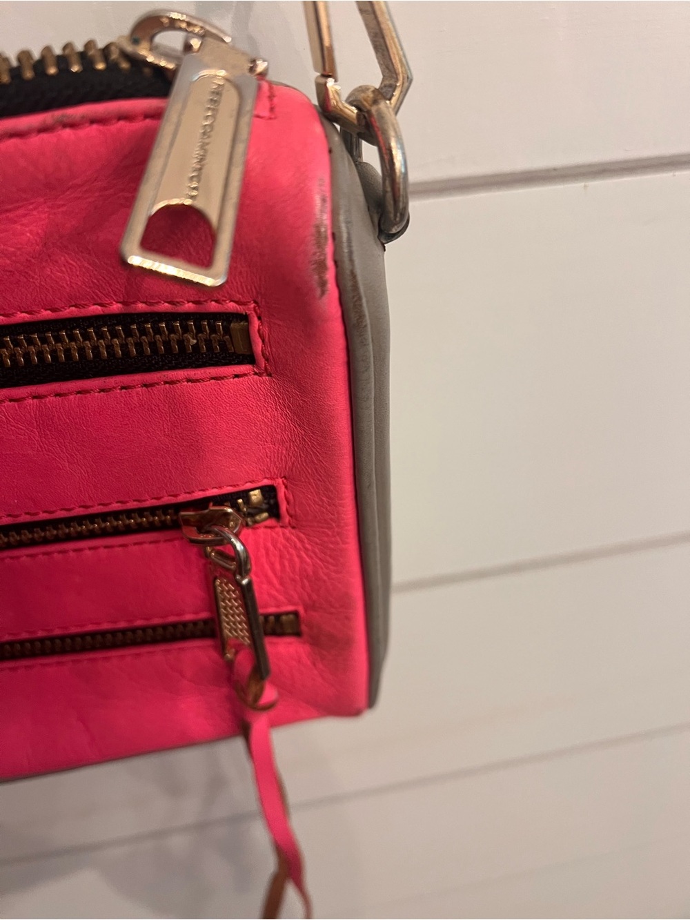 Y2K Women's Hot Pink Crossbody Bag with Chain Strap - Picture 9 of 11